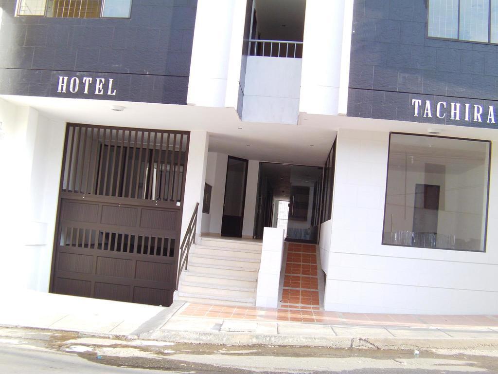 Hotel Tachiras Bucaramanga Exterior photo